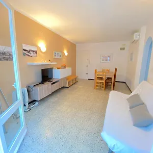 Agi Sant Isidre Apartamento Rosas
